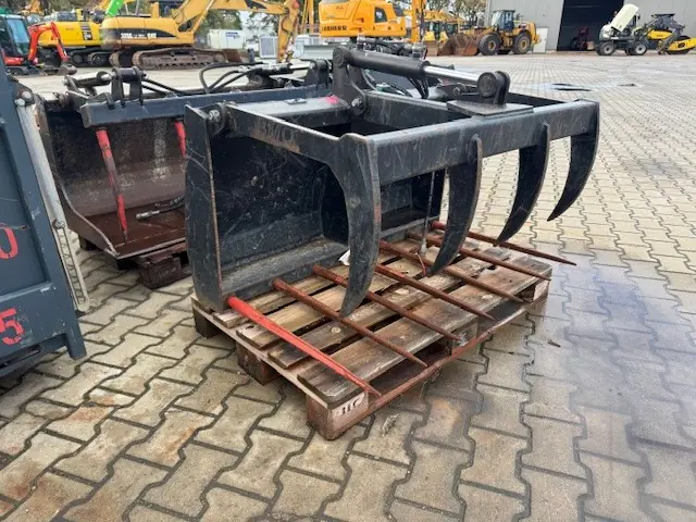 Grab bucket with tines No. 6 - Image 4