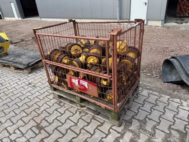 Track rollers for Cat No. 15 crawler excavator - Image 3