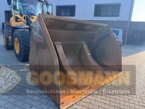 Reschke High-Tipping Bucket for the Volvo L90