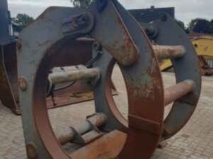 Volvo Log Grapple for the Volvo L150
