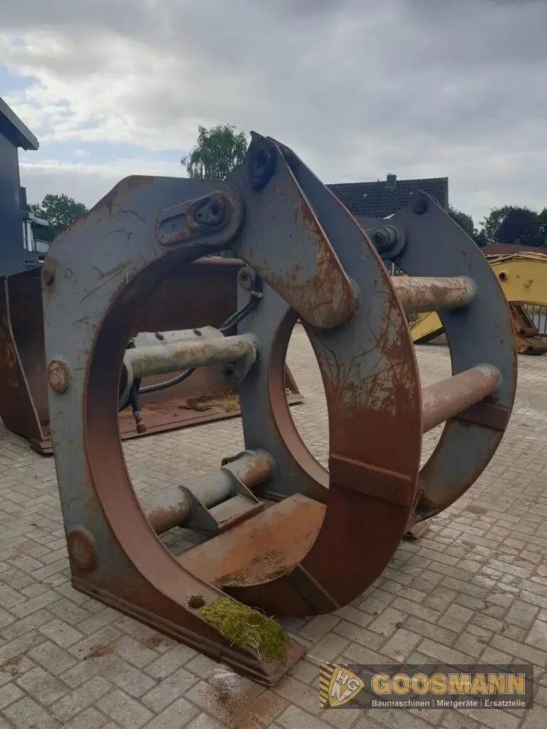 Volvo Log Grapple for the Volvo L150